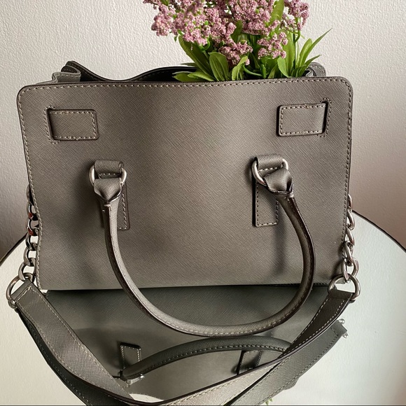 ✨Michael Kors Hamilton Tote in Gray - Picture 5 of 9